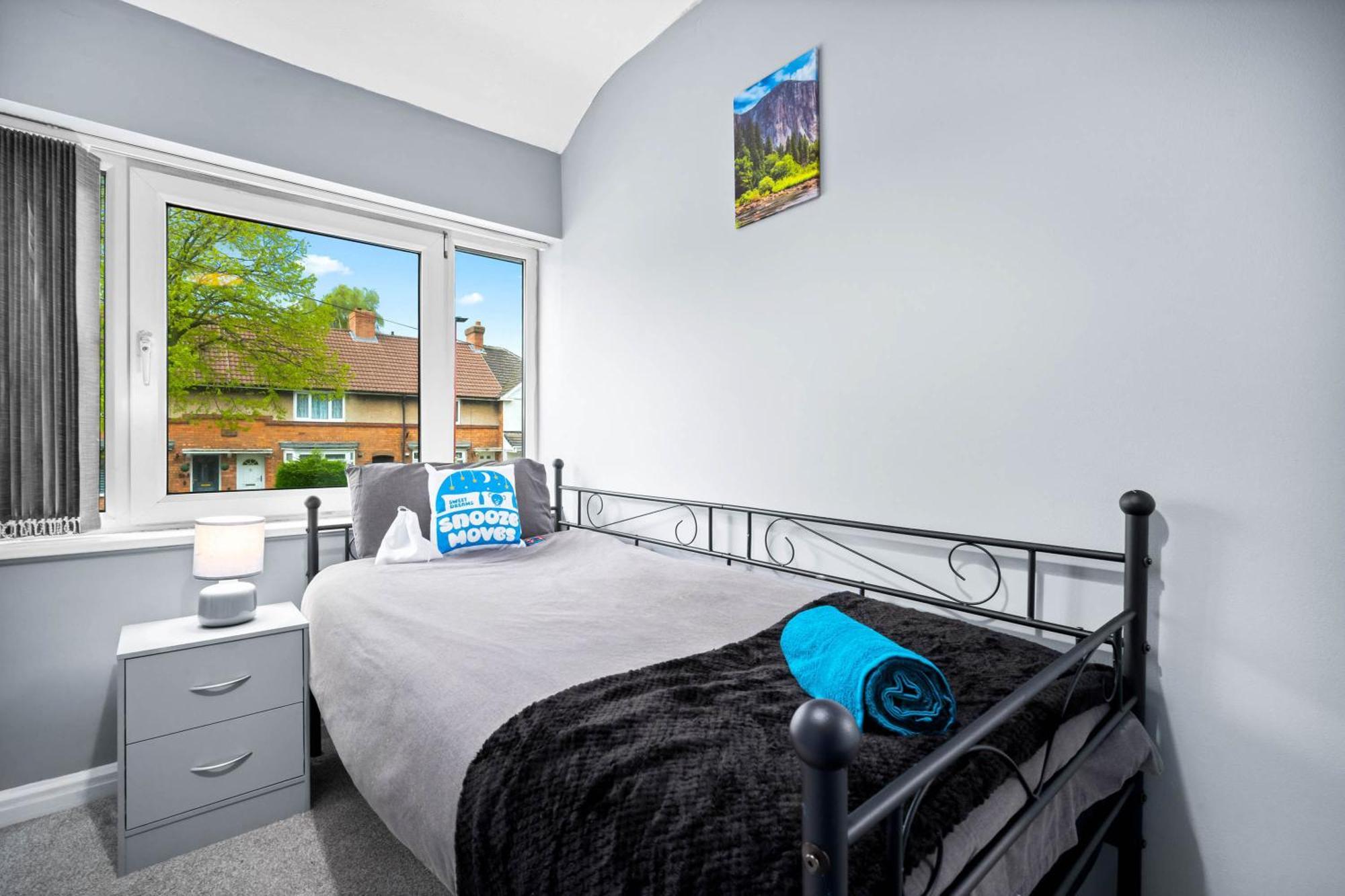Stylish 3 Bedroom Home Away From Home Бирмингем Экстерьер фото